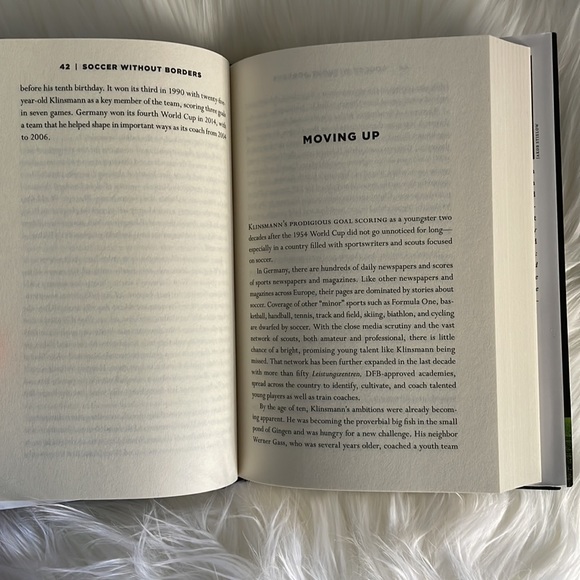 Soccer Without Borders - Picture 4 of 6